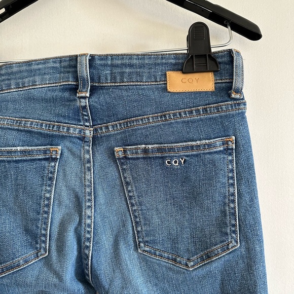 CQY Denim Blue Designer Slim Straight Classic Jeans size 25 EUC - Picture 4 of 7
